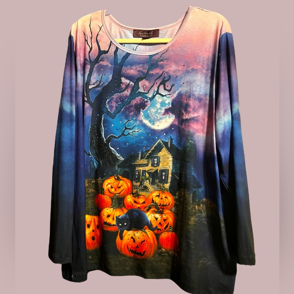 NWT GLORIA VANDERBILT Halloween w/ tiny rhinestone cabochons on front of blouse